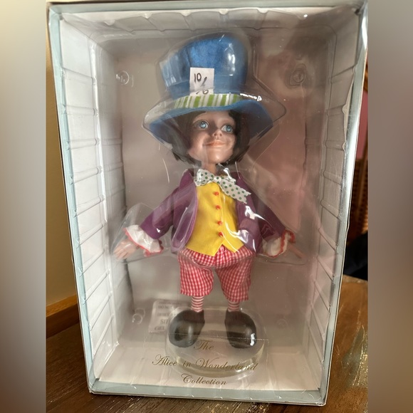 Vintage Tonner Alice in Wonderland Mad Hatter collectible doll NIB RARE - Picture 1 of 4